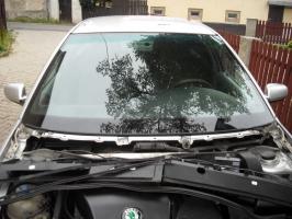 Výměna čelního skla Škoda Octavia I.