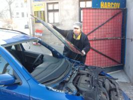 Výměna čelního skla Škoda Octavia II.